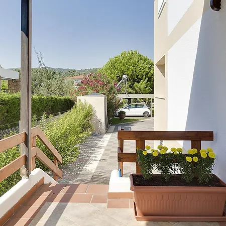 Nefeli Akti Salonikiou B Agios Nikolaos (Chalkidiki)