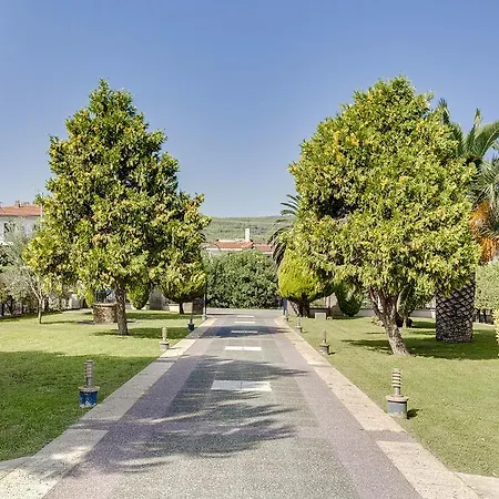 Nefeli Akti Salonikiou B Villa